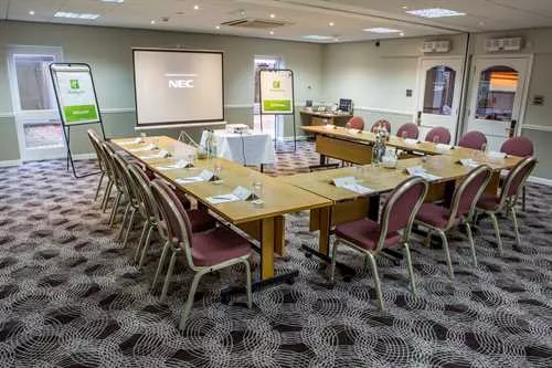 Wallbro Suite at Holiday Inn Norwich - North