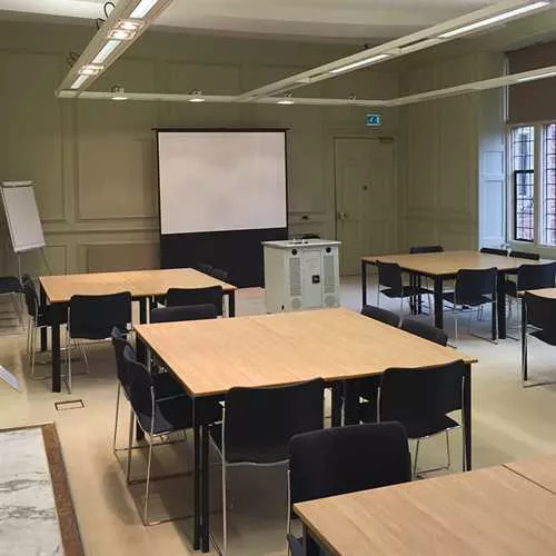 Dolman 1 1 room hire layout at Shaw House