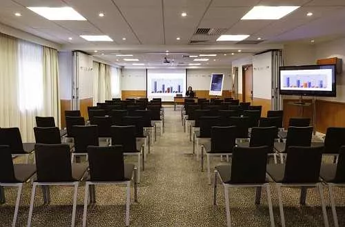 Millennium Suite 1 room hire layout at Novotel London City South