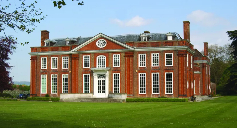 Bradbourne House