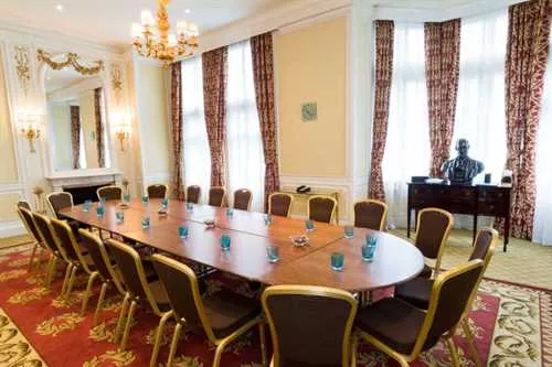 Royce Suite