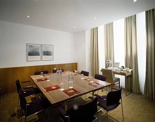 Syndicate / Interview Room 1 room hire layout at K+K Hotel George Kensington London