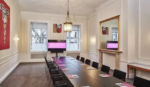 Laurie Landeau 1 room hire layout at 41 Portland Place