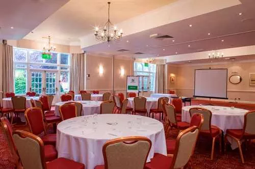 Bourne Suite 1 room hire layout at Holiday Inn Reading-West