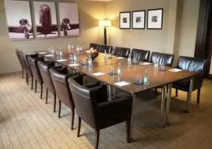 The White Lounge