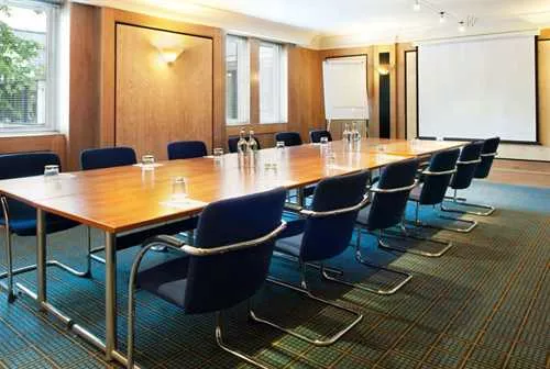 Courtyard Suite at Holiday Inn Leeds-Brighouse