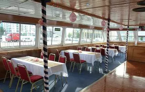 Ocean Scene at Blue Funnel Cruises