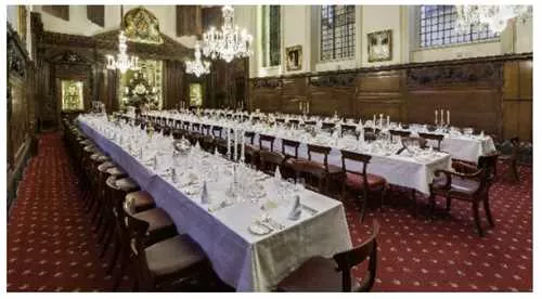 Livery Hall 1 room hire layout at Searcys at Vintners' Hall