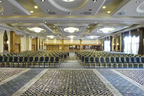 The State Room 1 room hire layout at Alton Towers Resort