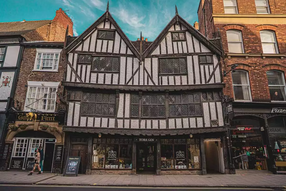 The Top 10 Best Pubs and Bars in York 