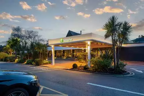 holiday-inn-reading-south-named-a-top-meeting-venue-in-the-uk-by-cvent